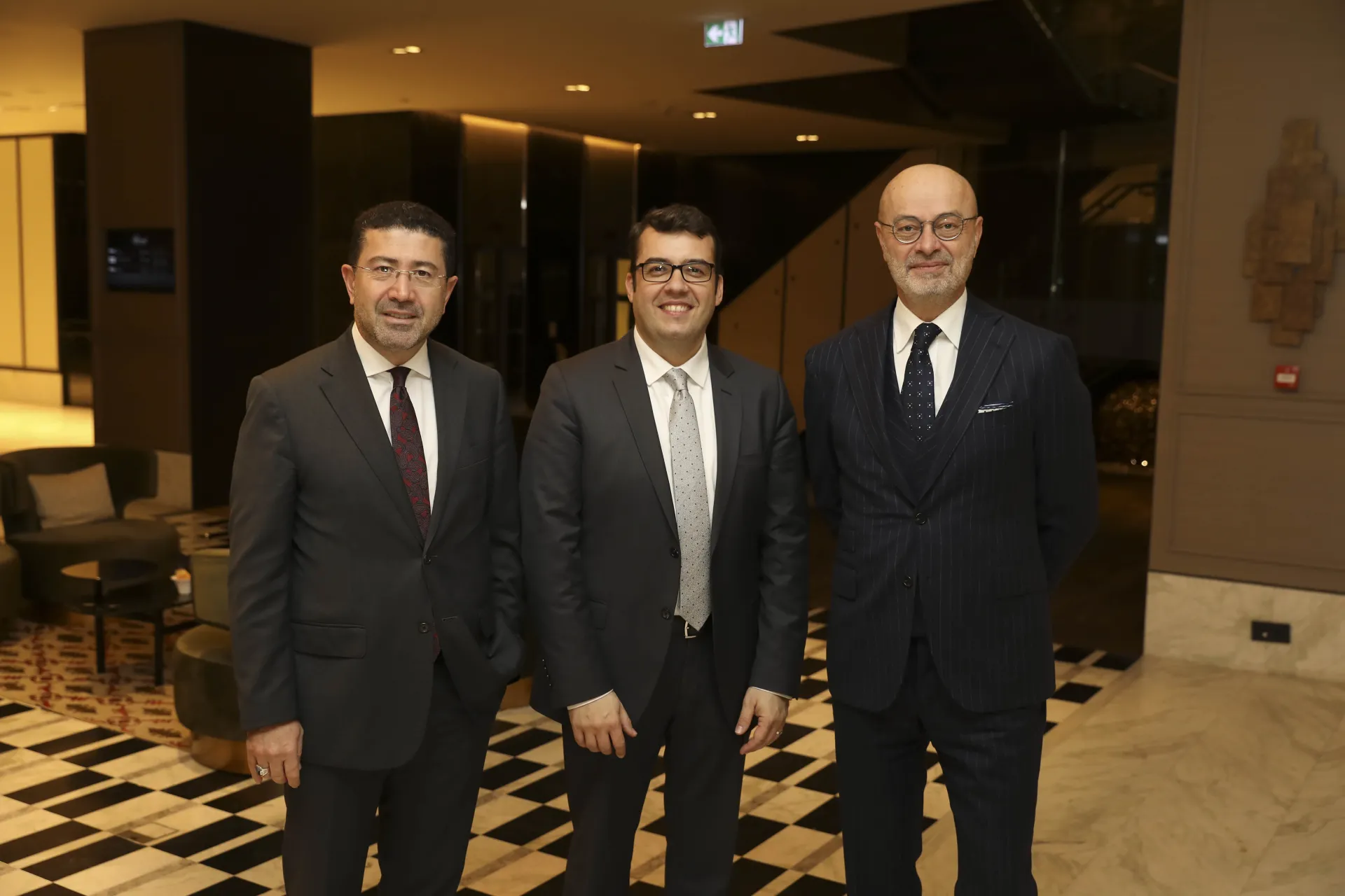 İstanbul'un Yeniden Yapılanması: Yeniden Bağlantı, Yenilenme, Yeniden Yerleşim